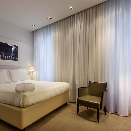 Unahotels Cusani Milano Экстерьер фото