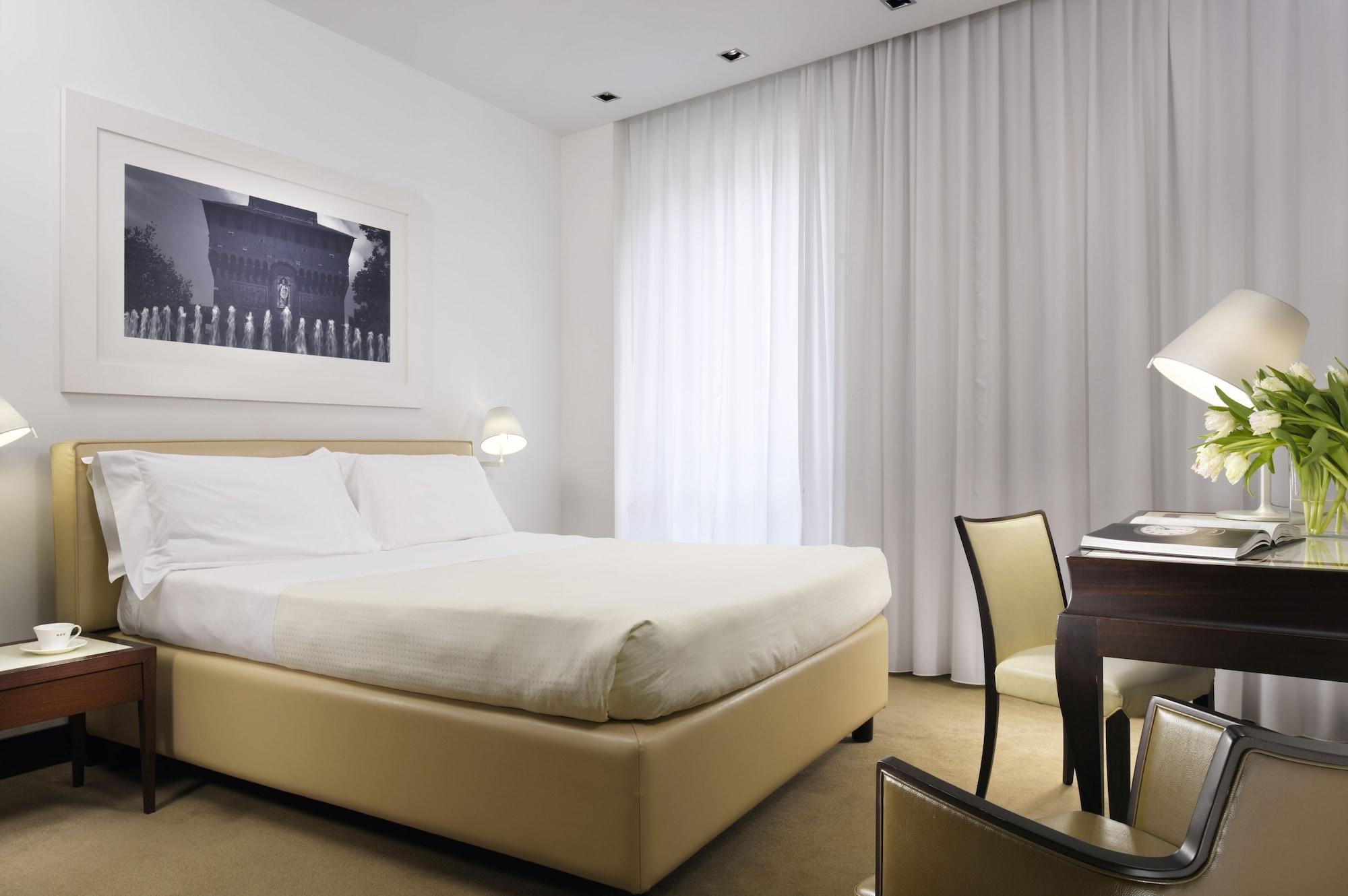 Unahotels Cusani Milano Экстерьер фото